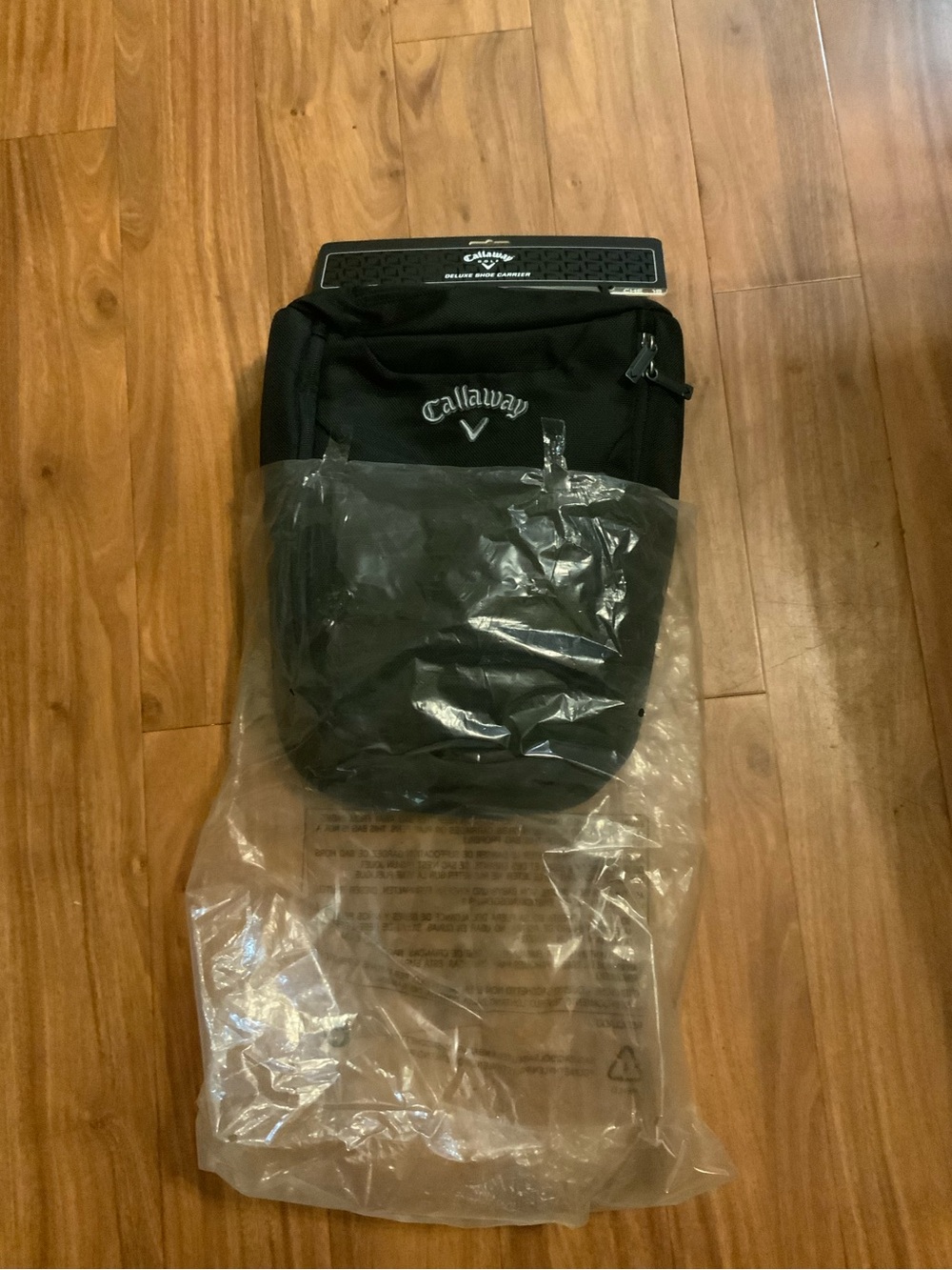 NEW Callaway Deluxe Golf Shoe Bag Carrier in a sealed packaging. NWT.